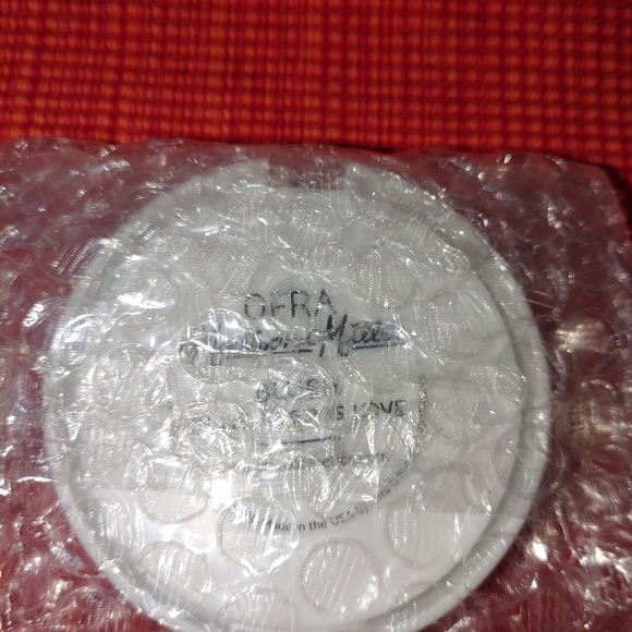 NEW Ofra blush & Ofra bronzer !!! CLARENCE!!! - Picture 2 of 3